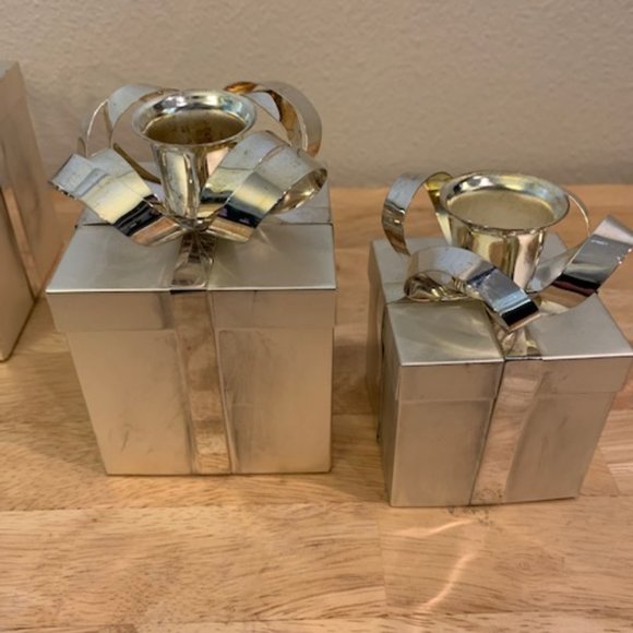 Holiday Collection Silver Present Boxes Candle Holders Set of 3 - Picture 3 of 4